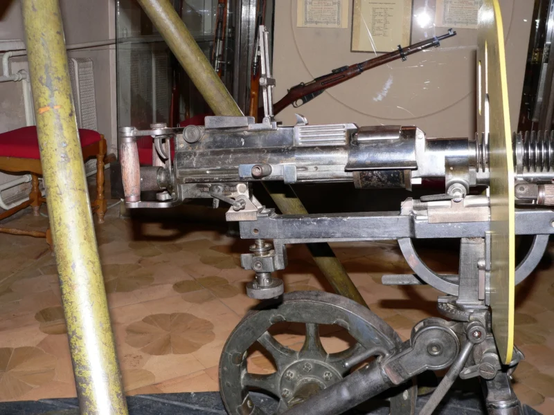 DS-39 machine gun