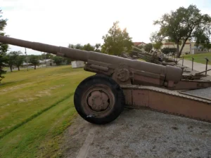 M1918A1 155mm Howitzer - Gå Rundt