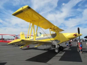 Grumman Ag Cat - Photos & Videos