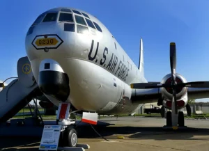 Boeing KC-97 Stratofreighter - Фото и Видео