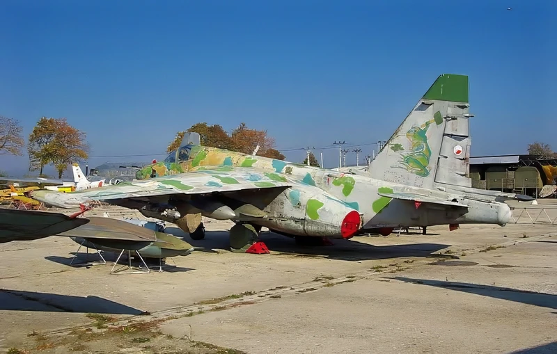 Sukhoi Su-25 Frogfoot