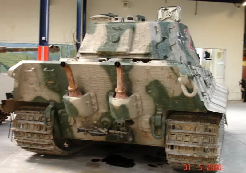 Tiger II – Königstiger 08