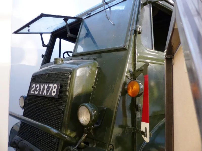 Bedford QL TYPE M 01