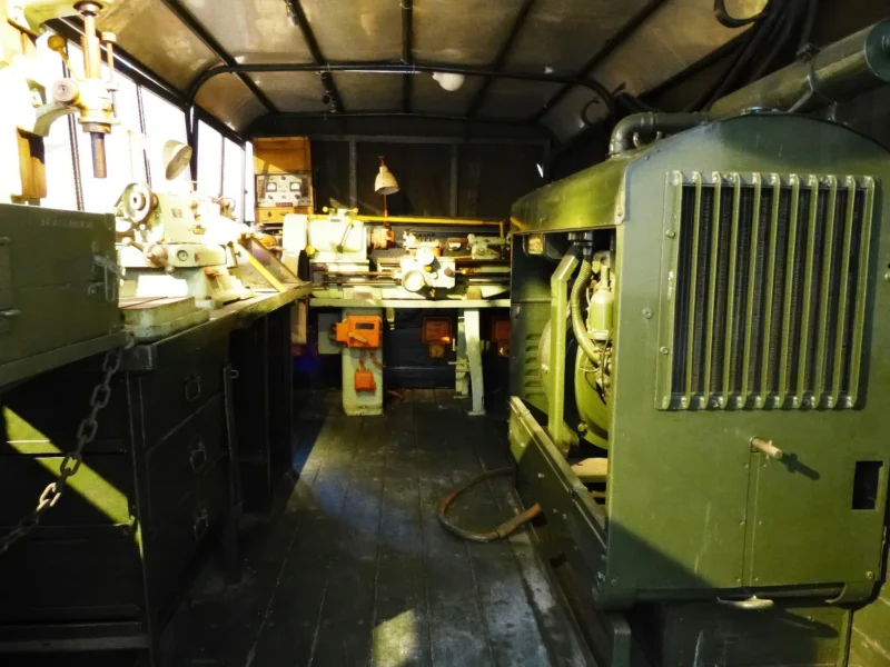 Bedford QL TYPE M 05