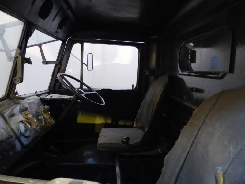 Bedford QL TYPE M 07