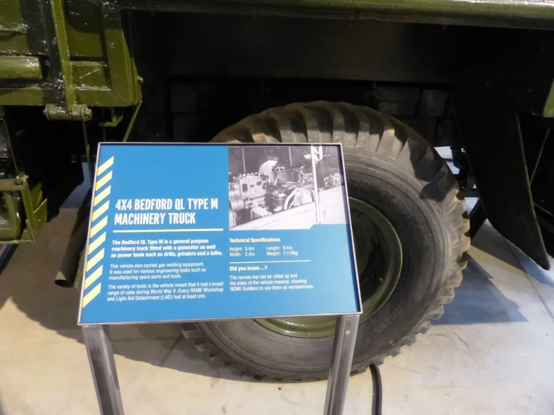 Bedford QL TYPE M 08