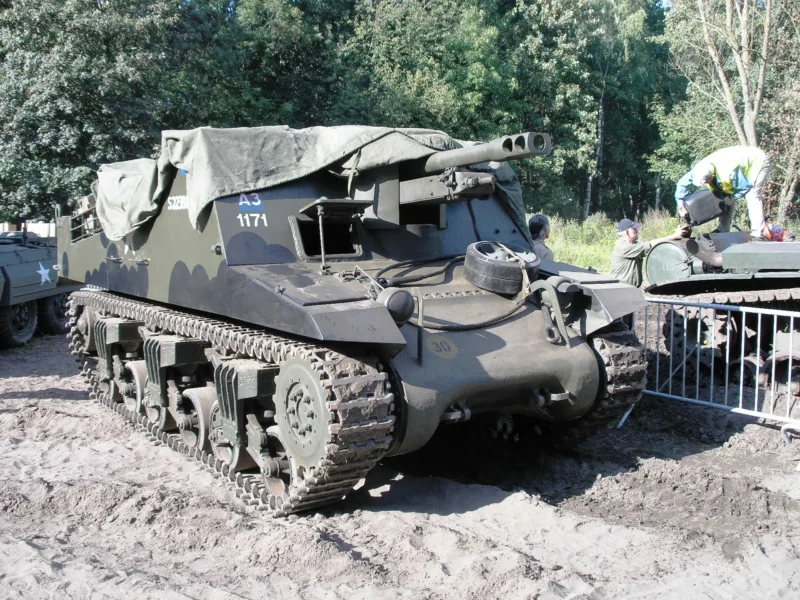 Self-propelled 25pdr Sexton 07