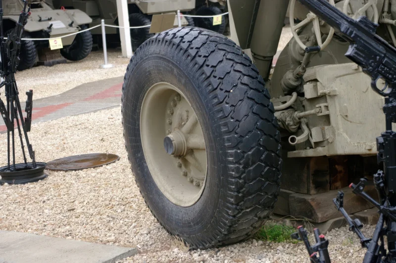 130mm M46 008