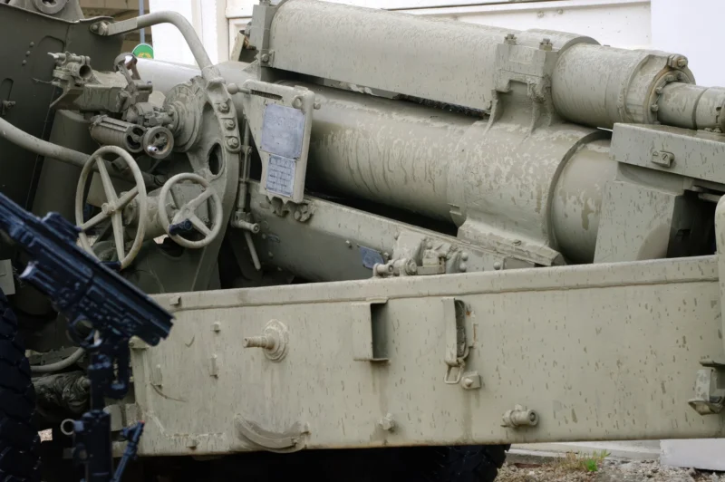 130mm M46 009