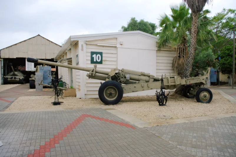 130mm M46