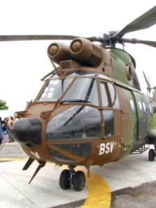 Aerospatiale SA330B Puma - Foton &; Video