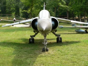 Dassault Mirage F.1 - Photos & Video