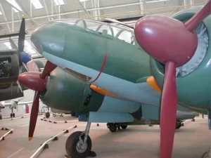 Mitsubishi Ki-46 - Billeder & Video