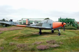 Piaggio P-149D - fotod ja video