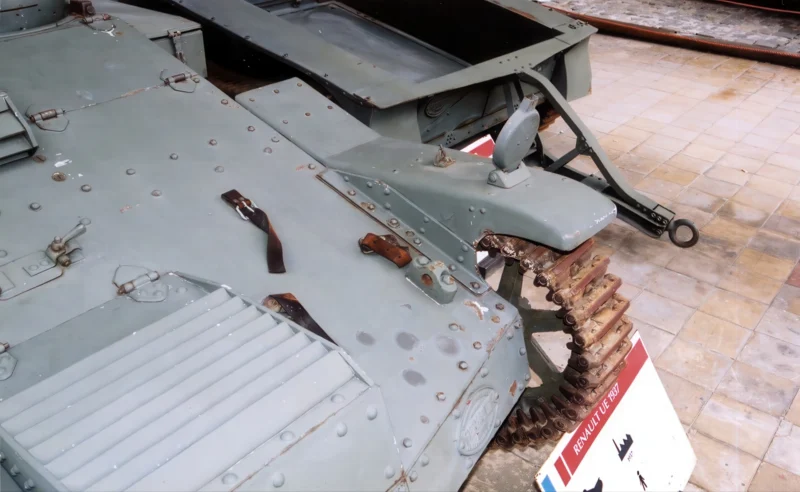 Renault UE Tankette 03