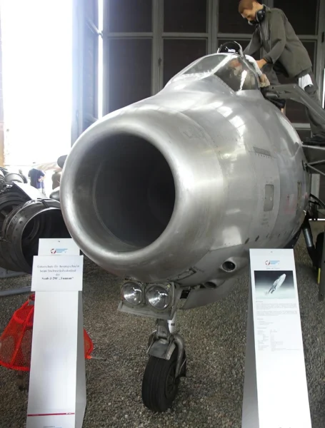 Saab J-29F Tunnan 01