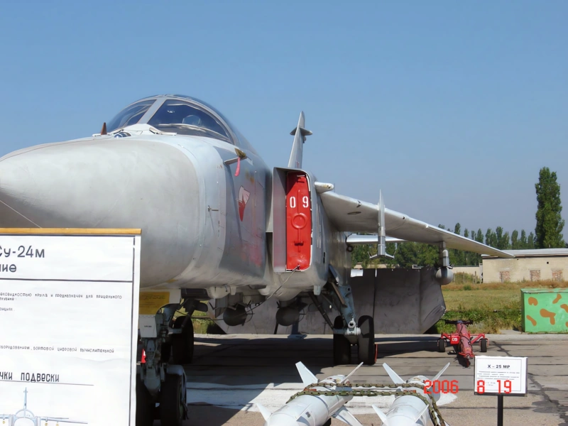 Suchoj Su-24М Šermíř