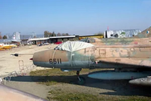 Sukhoi Su-7 - Photos & Video