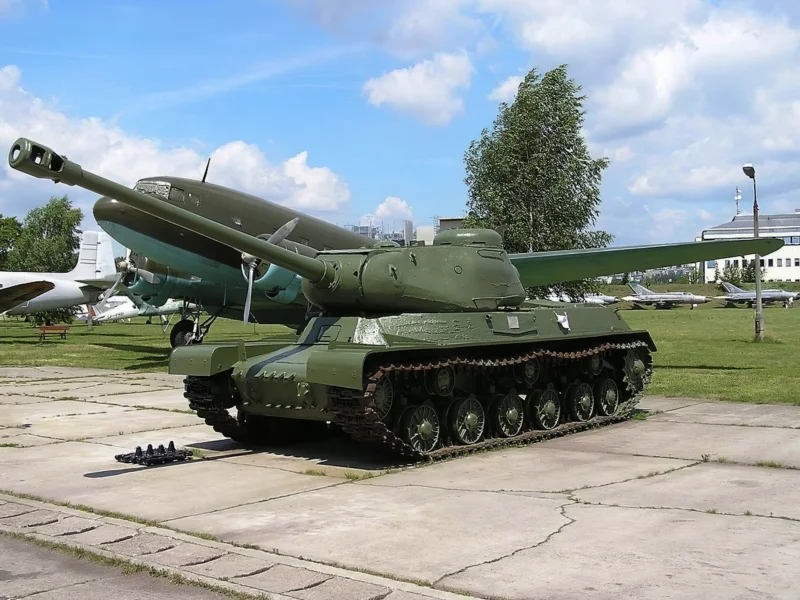 IS-2 (IS-2)