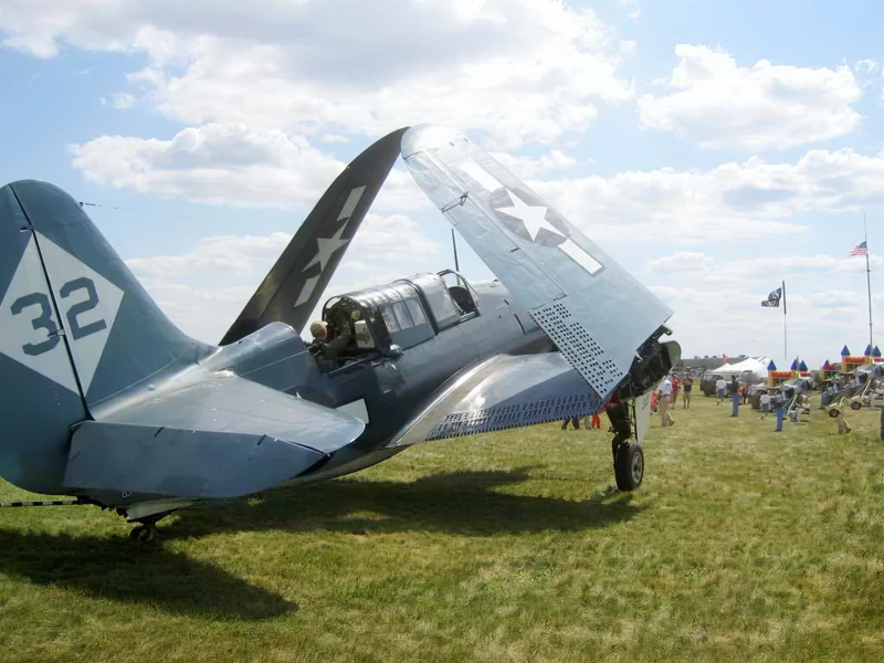 Curtiss SB2C-5 Helldiver