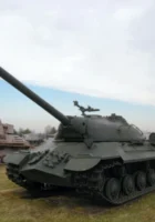 IS-3
