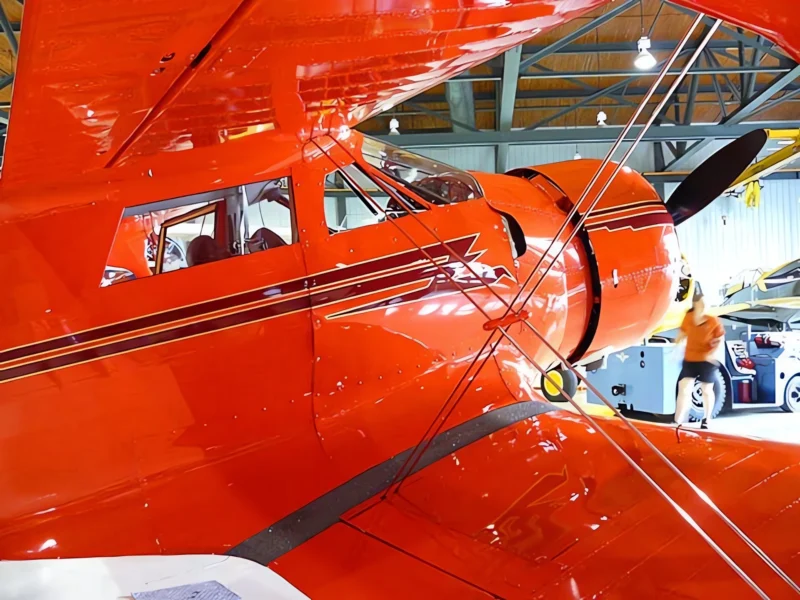 Beechcraft Staggerwing D-17 2