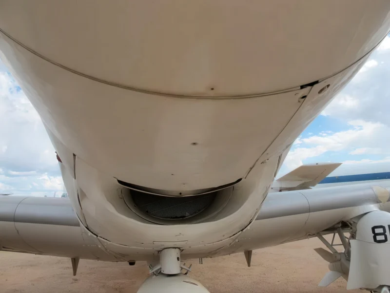 Douglas EA-1F Skyraider 005