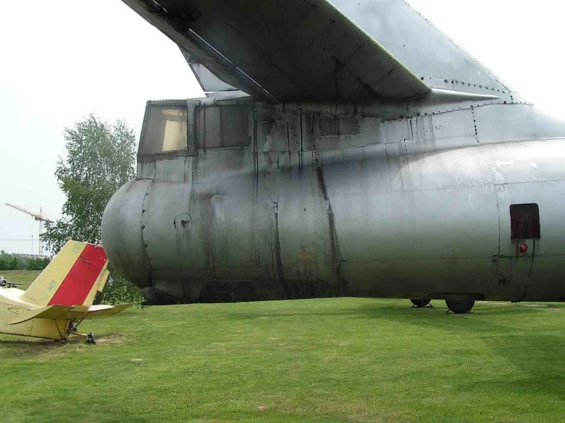 Iliushin Il-28 07