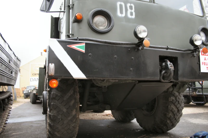 MAZ-537 Heavy Prime Mover 3