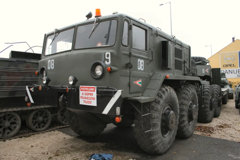 MAZ-537 Heavy Prime Mover 4