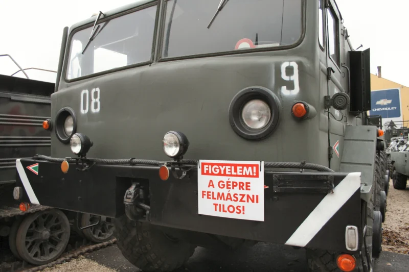 MAZ-537 Heavy Prime Mover 5