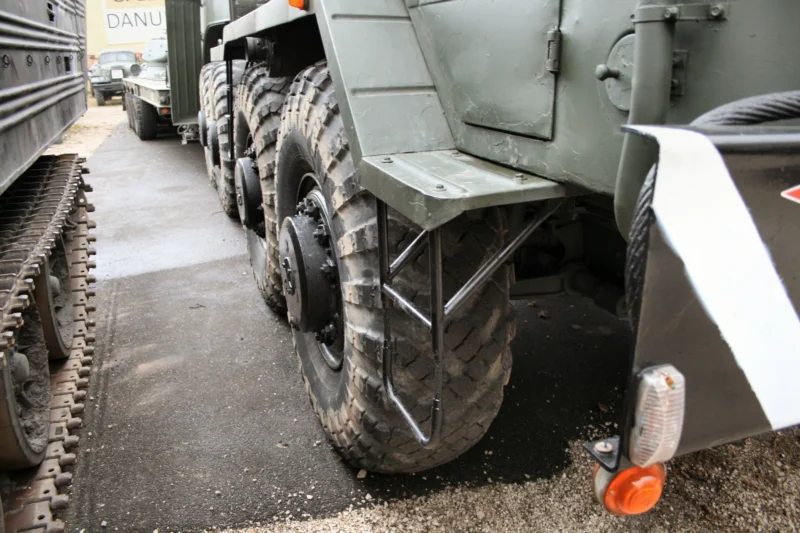 MAZ-537 Heavy Prime Mover 9