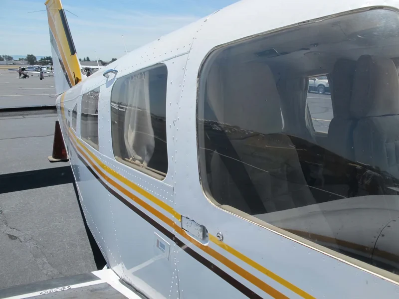 Piper PA-34-200T Seneca II 09