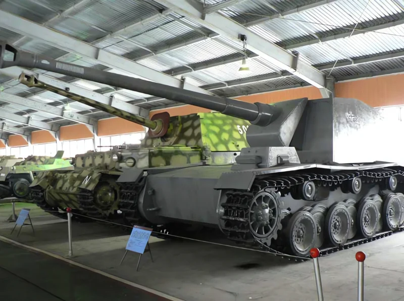 Sturer Emil 12.8cm Kanone L61 7