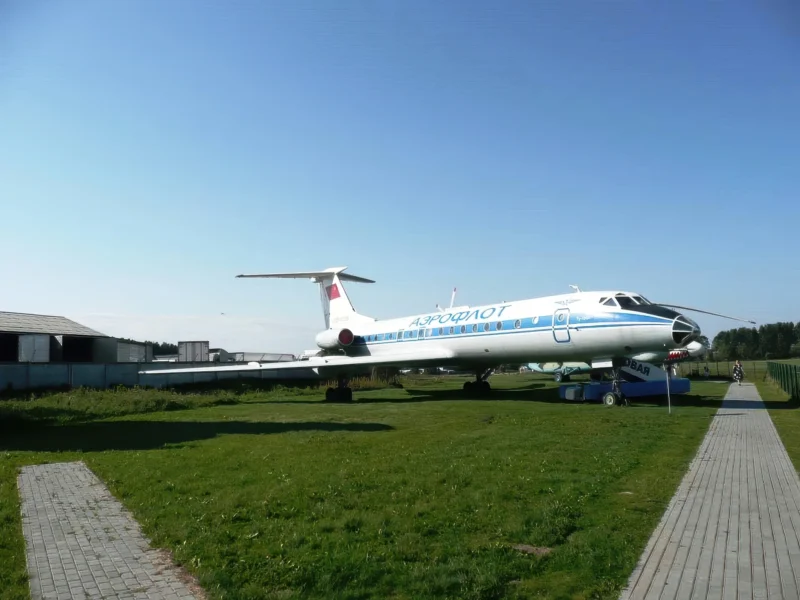 Tupolev Tu-134A 01