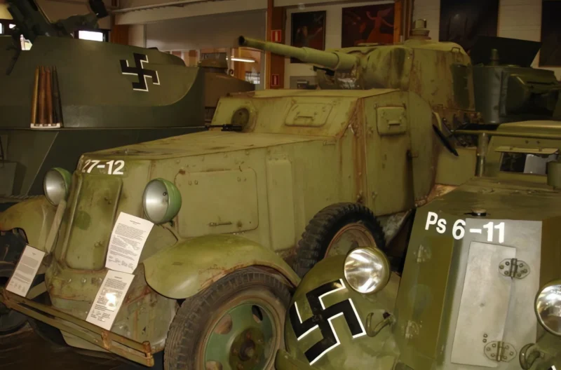 BA-10 Broneavtomobil 1