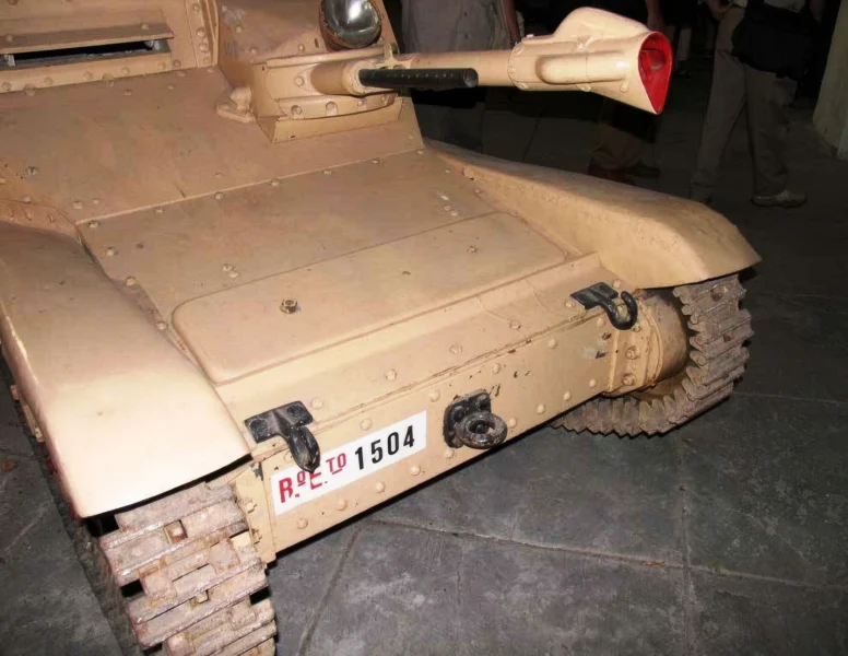 CV35 Lanciafiamme 07