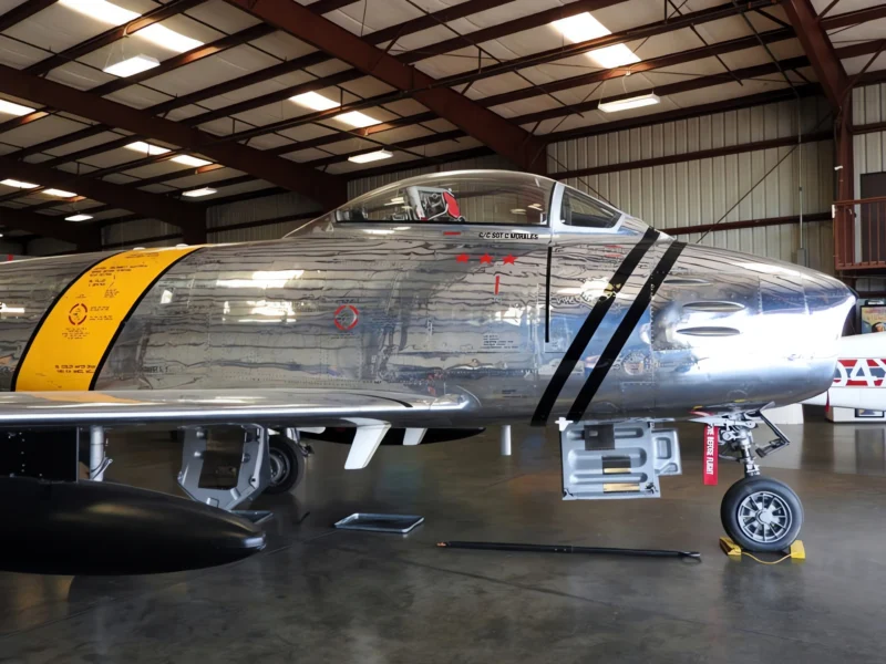 Canadair F-86E mk.6 Sabre 06