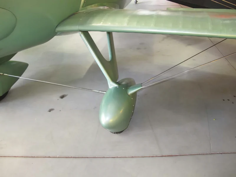 Miles & Atwood Racer 09