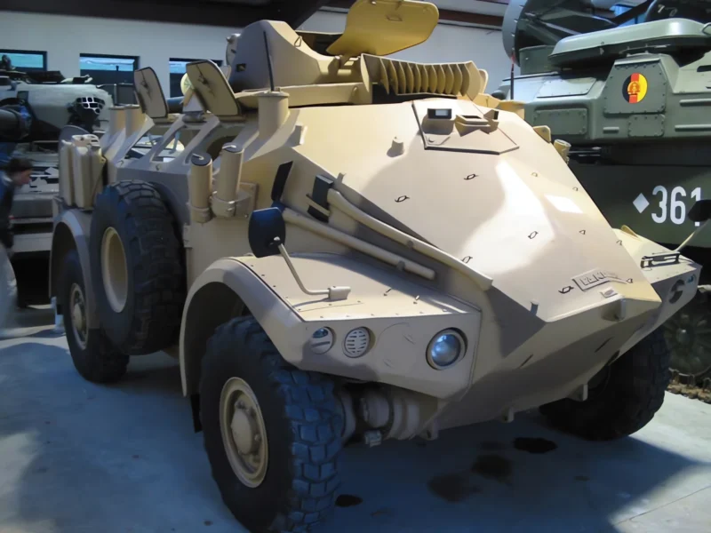 Panhard M3 VTT with TL-2i turret 1