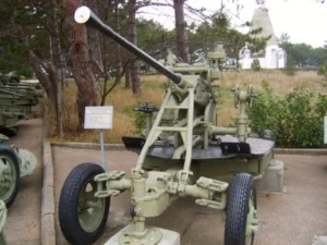 Αντιαεροπορικό πυροβόλο 37mm - Φώτο &; Βίντεο