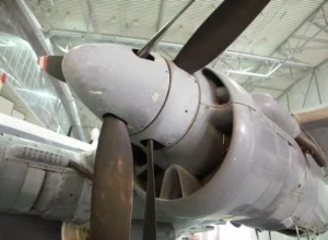 Avro Shackleton Mk.3 - Bilder &; Video