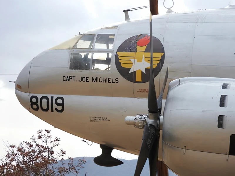 Curtiss C-46D Commando