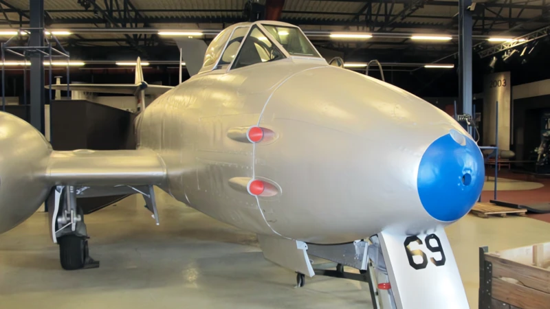 Gloster Meteor Mk.4
