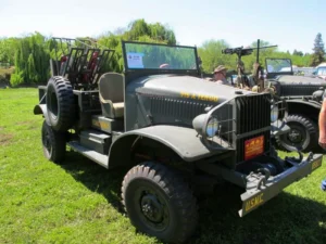 International Harvester M-2-4-233 - Bilder og video