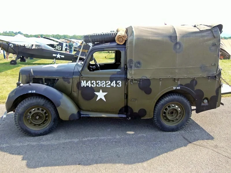 Hillman Light Utility Truck