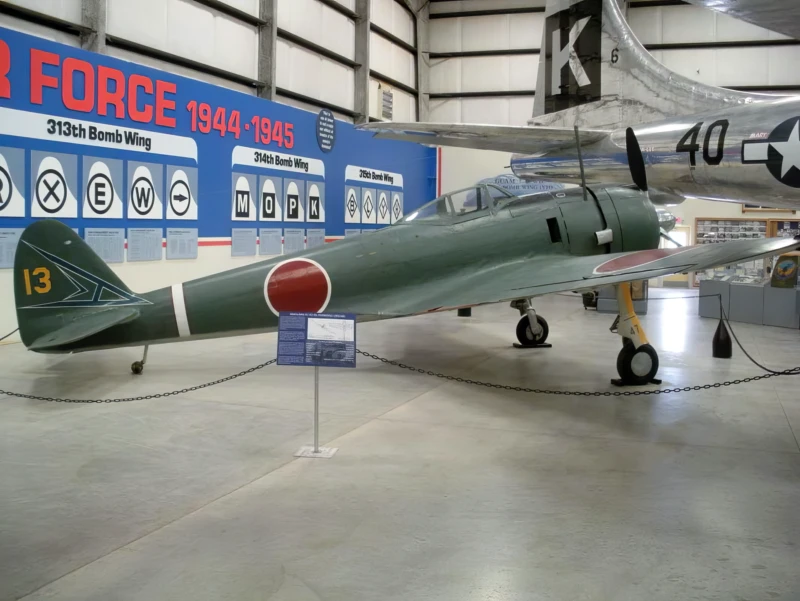 Nakajima Ki-43-IIb Hayabusa