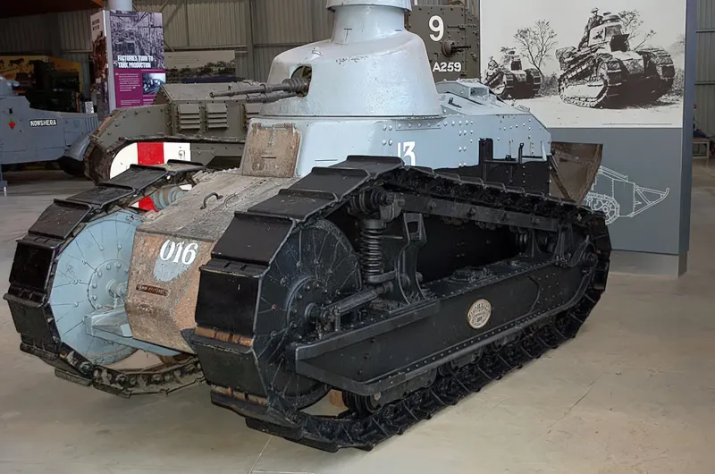 Renault FT 17