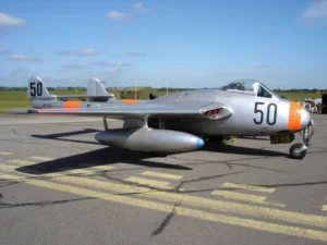 Vampire J28B - Фото и Видео