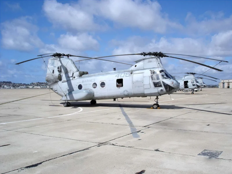 CH-46E 1